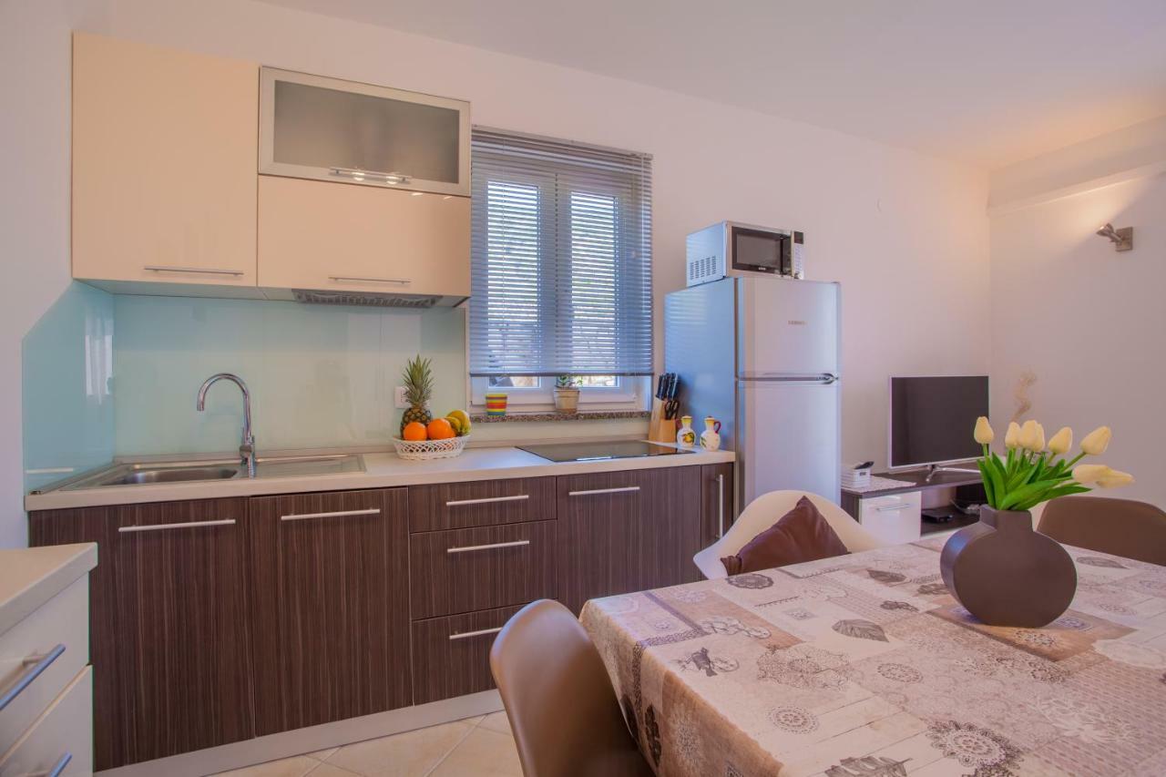 Apartman Madlen Cres Eksteriør bilde